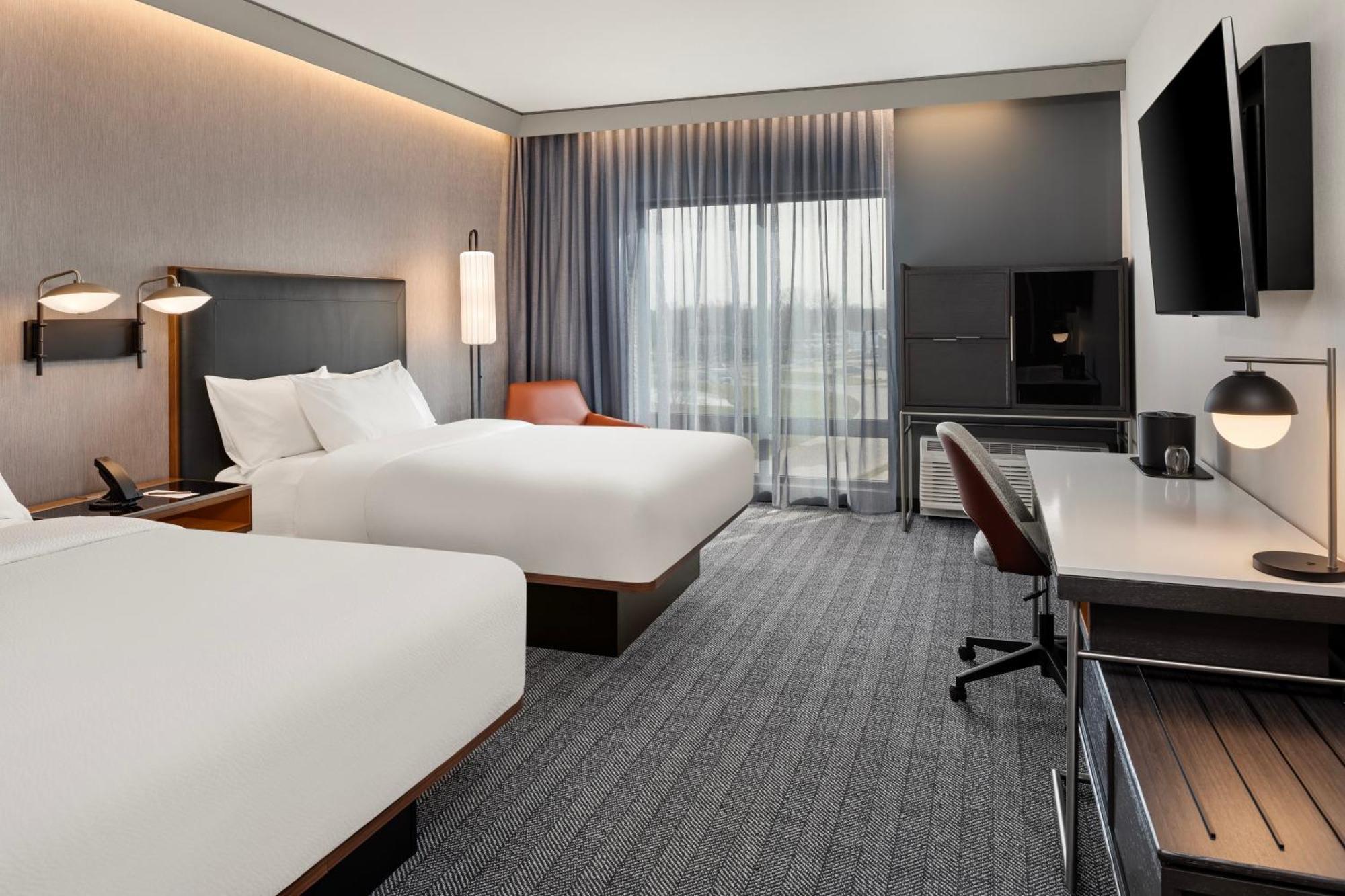 Courtyard By Marriott Bettendorf Εξωτερικό φωτογραφία