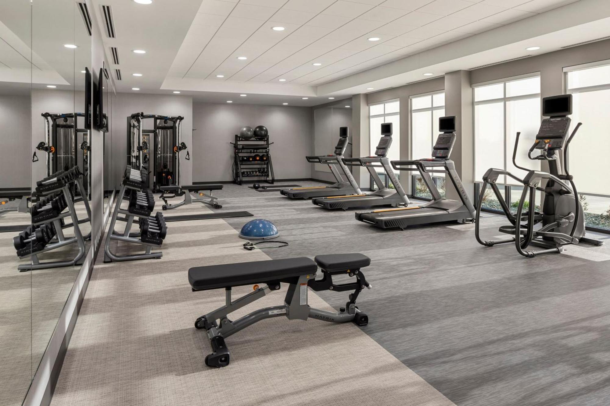 Courtyard By Marriott Bettendorf Εξωτερικό φωτογραφία